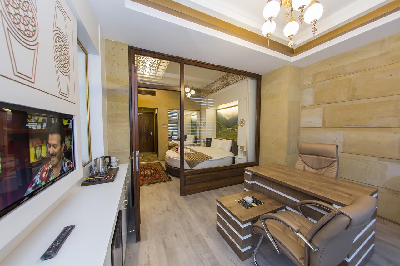 Gherdan Gold Hotel คอนยา ภายนอก รูปภาพ