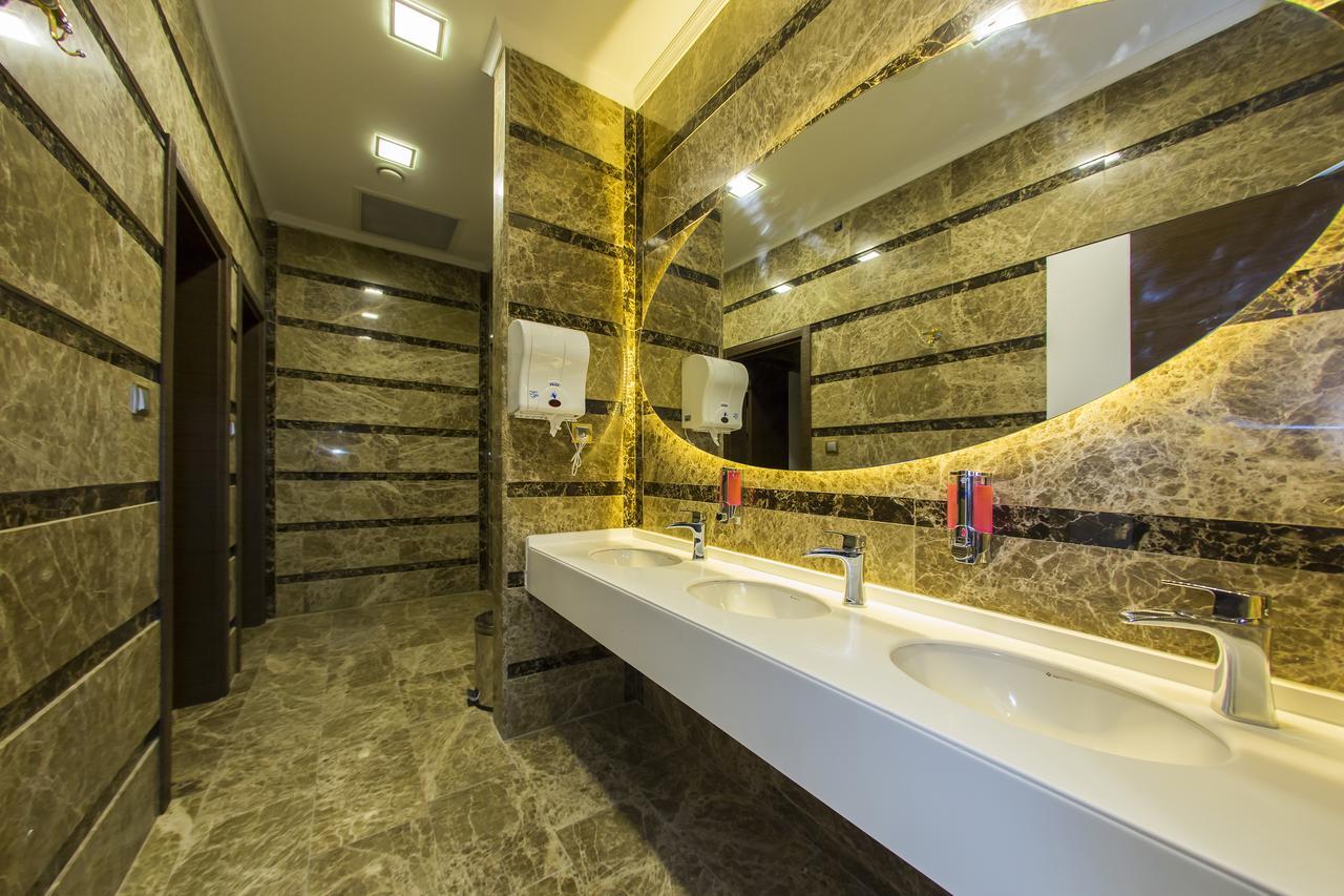 Gherdan Gold Hotel คอนยา ภายนอก รูปภาพ