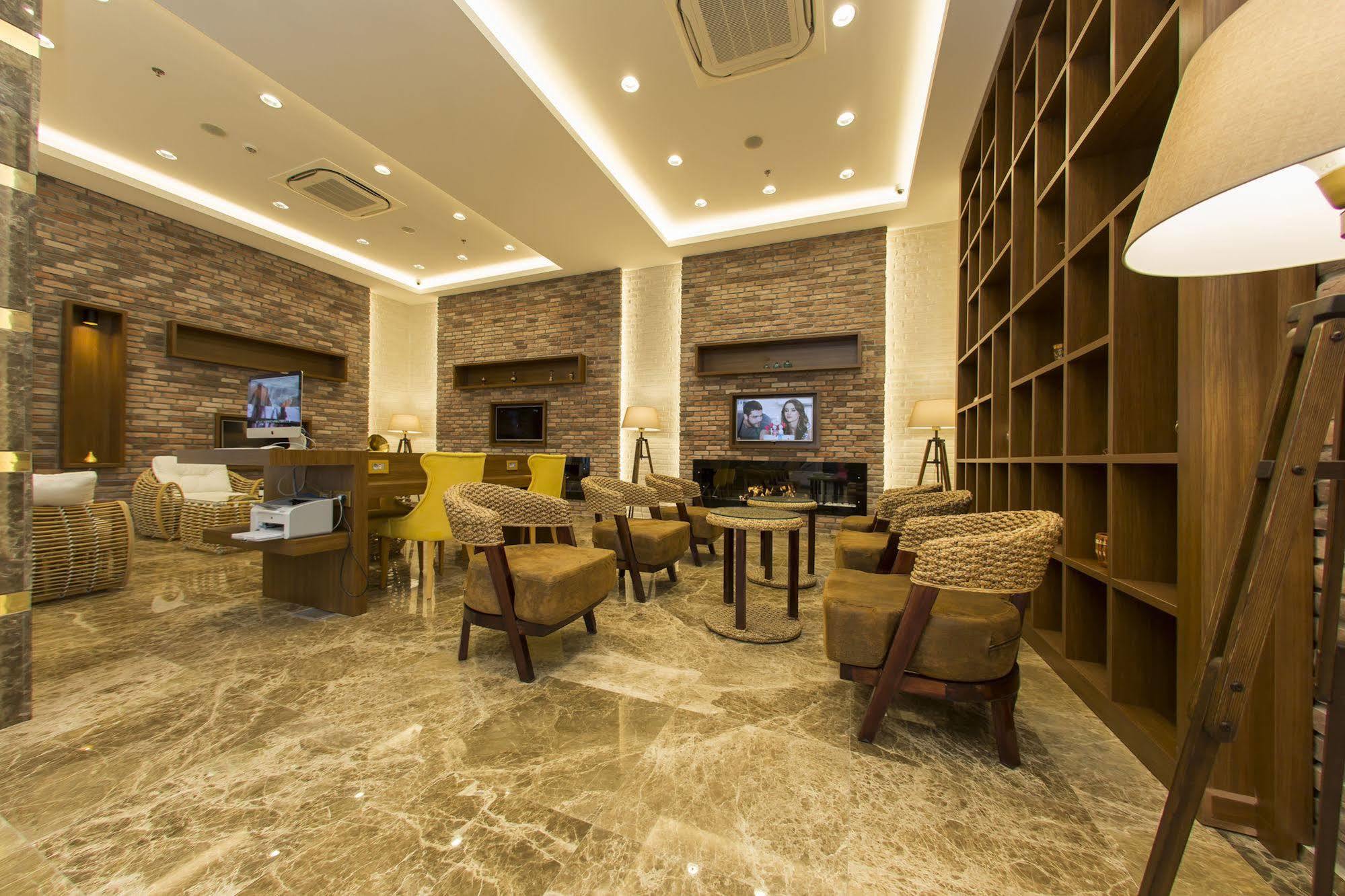 Gherdan Gold Hotel คอนยา ภายนอก รูปภาพ