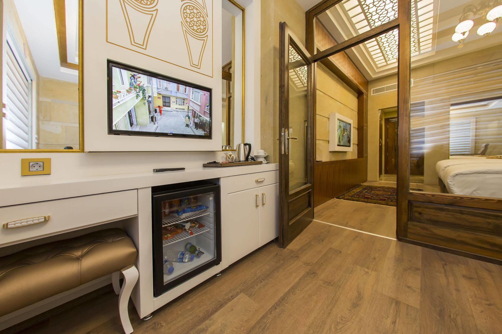 Gherdan Gold Hotel คอนยา ภายนอก รูปภาพ
